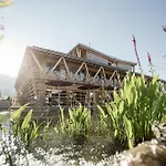 Hubertus Mountain Refugio Allgaeu 4*