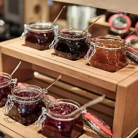 Hubertus Mountain Refugio Allgaeu Hotel 4*