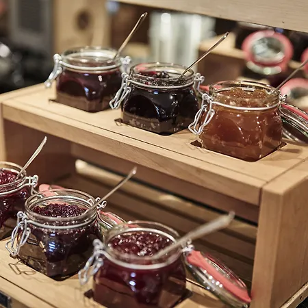 Hubertus Mountain Refugio Allgaeu Hotel